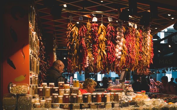 Où apprendre les techniques de vannerie traditionnelle en Tanzanie ?