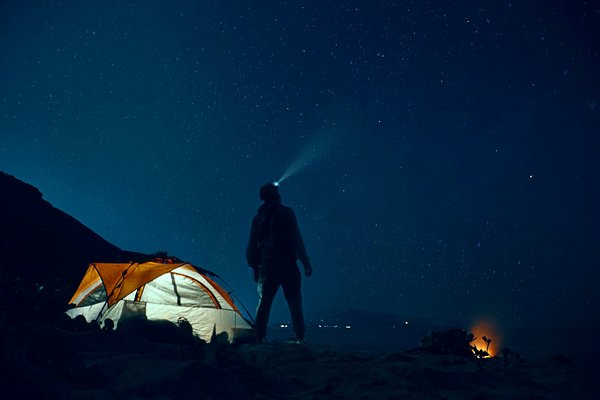 Comment organiser un camping pour une expédition d'observation des aurores boréales en Norvège?