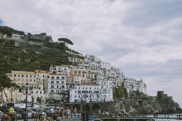 Quels sont les meilleurs itinéraires pour une randonnée dans les collines de la Toscane, Italie ?
